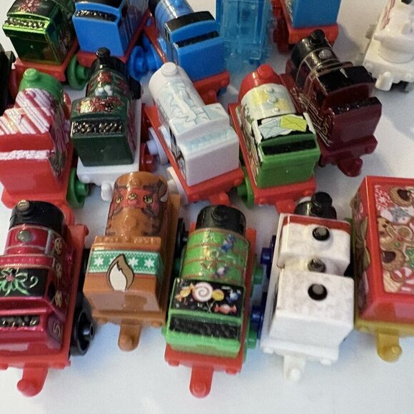 Thomas The Tank & Friends Mini Trains Lot Qty: 17 Holiday Advent Calendar EUC - Picture 6 of 7